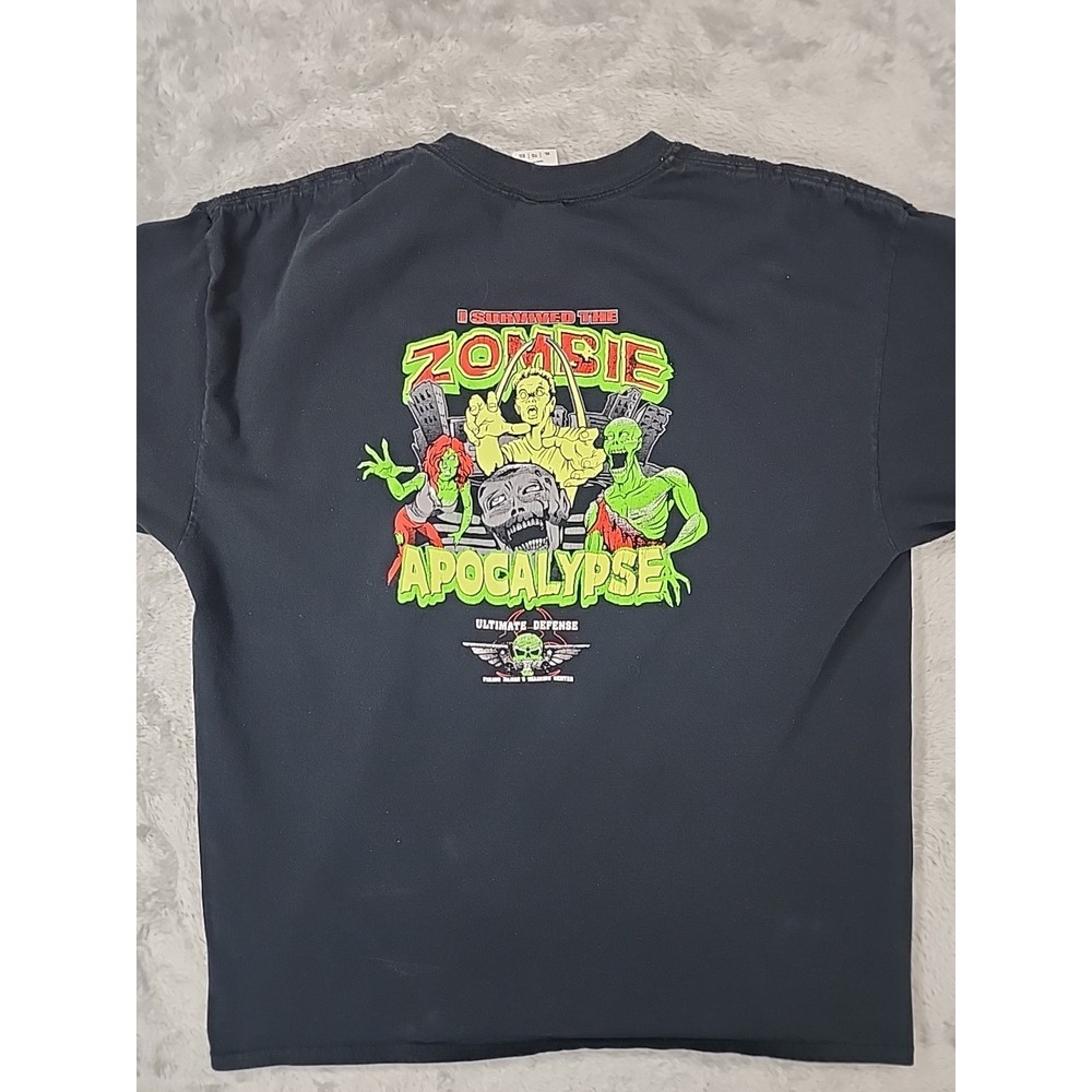 I Survived the Zombie‎ Apocalypse T-Shirt Mens XL Black Ultimate Defense